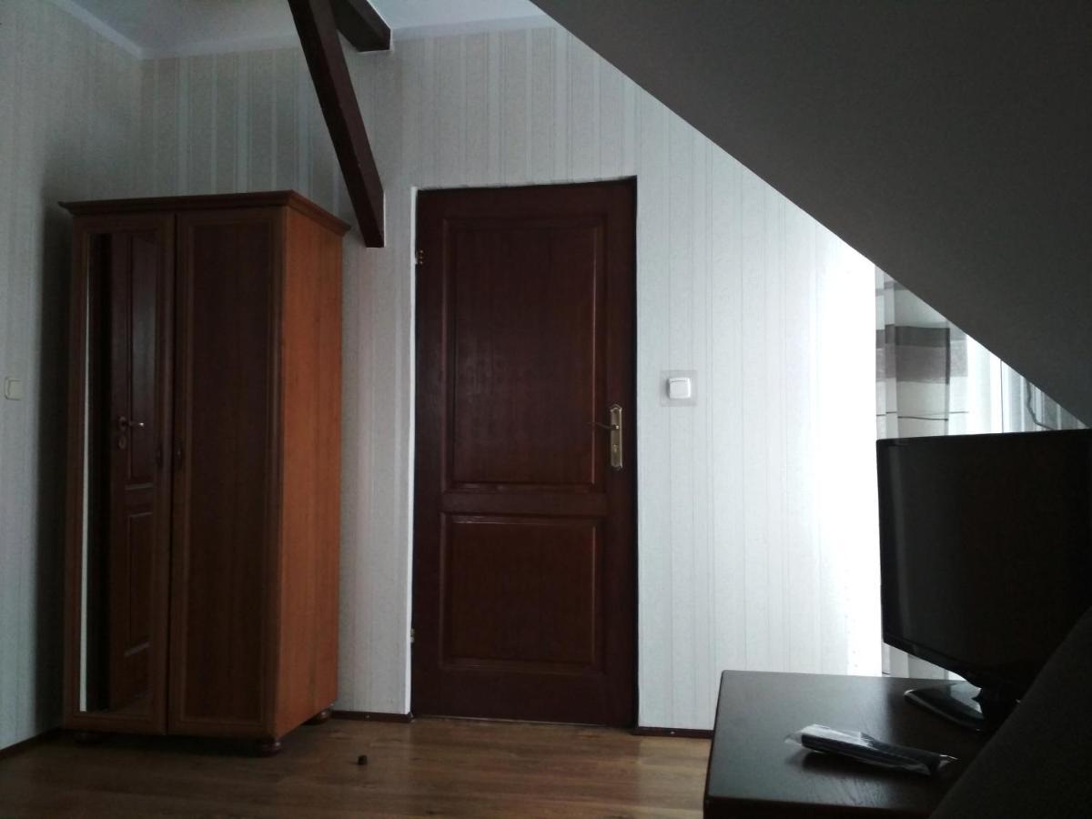 Zielony Dworek Ζεστοκόβα Εξωτερικό φωτογραφία